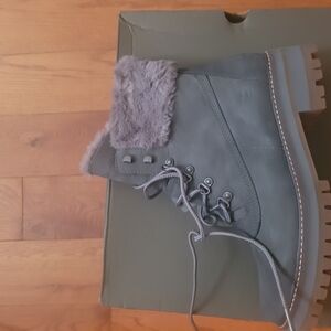 Brand New Fur Lined Timberland Boots